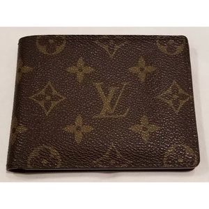 Men’s Louis Vuitton authentic monogram wallet
